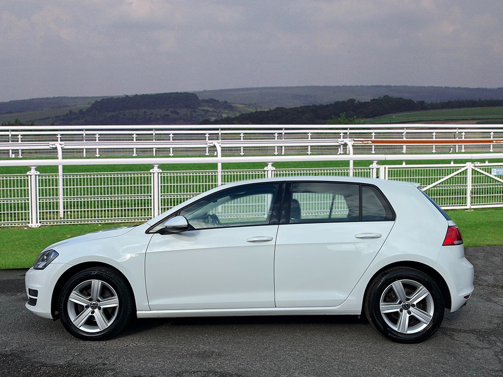 Used Volkswagen Golf 2015 for sale - 76518581: Photo 4