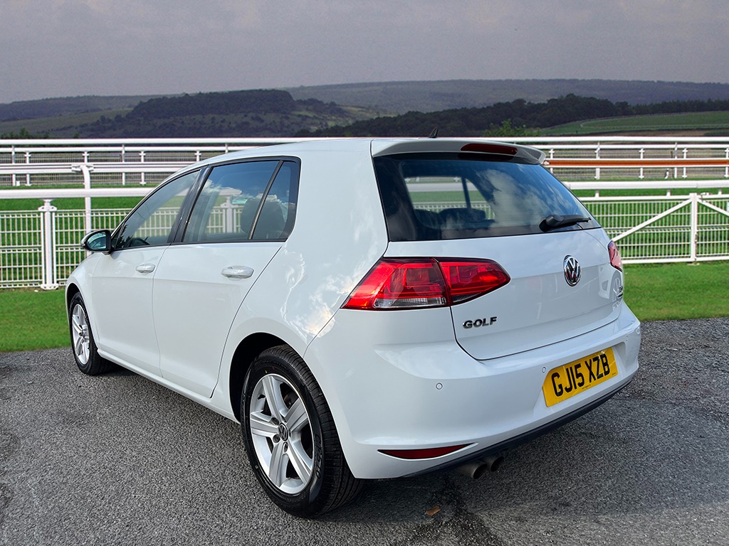 Used Volkswagen Golf 2015 for sale - 76518581: Photo 5