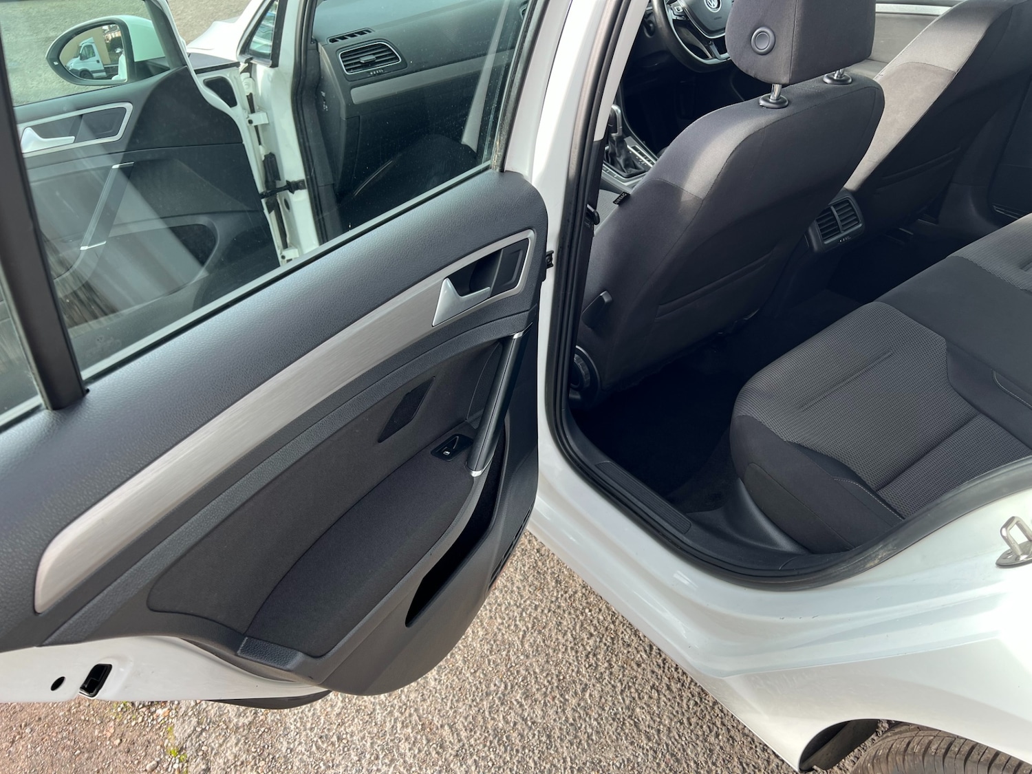 Used Volkswagen Golf 2015 for sale - 76518581: Photo 59