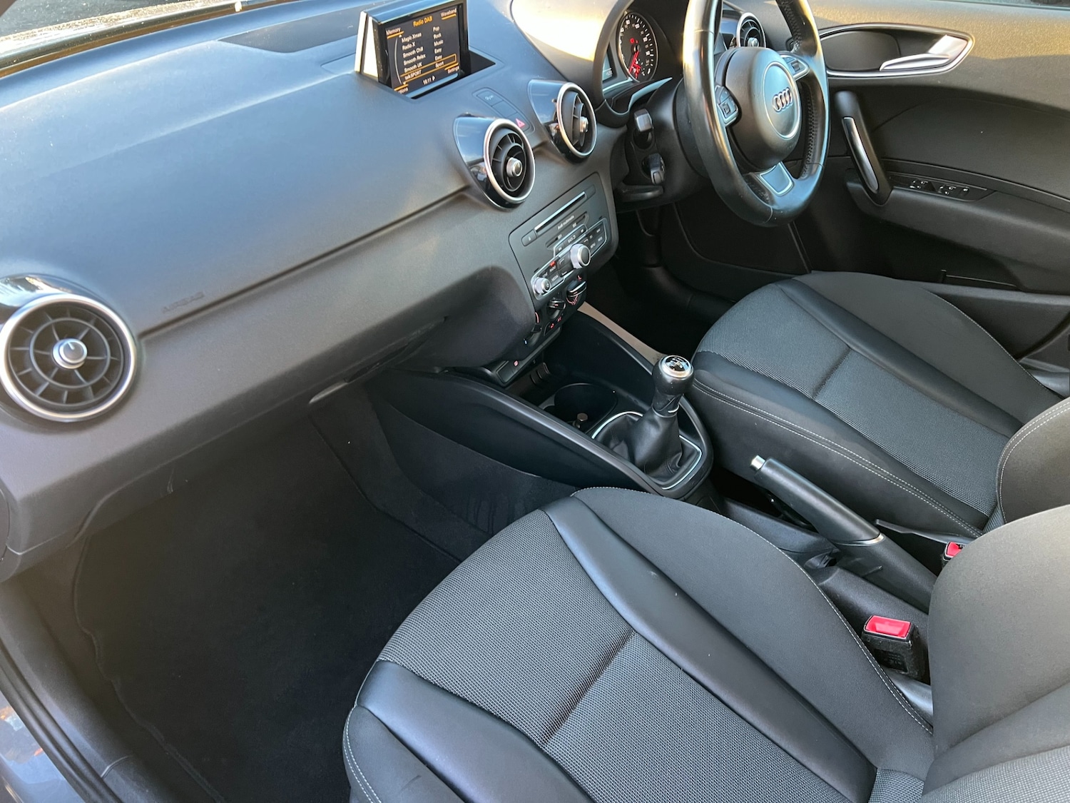 Used Audi A1 2017 for sale - 76681548: Photo 23