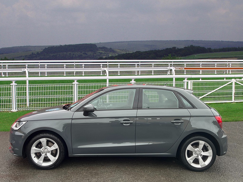 Used Audi A1 2017 for sale - 76681548: Photo 4