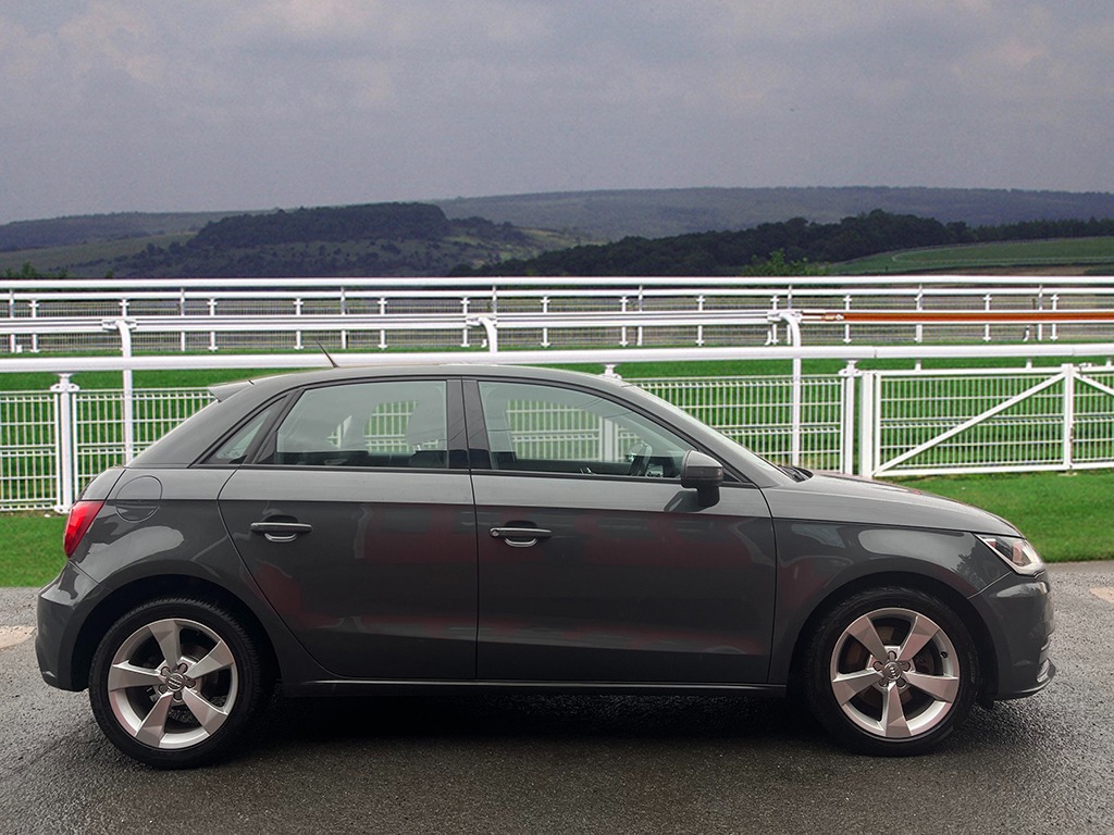 Used Audi A1 2017 for sale - 76681548: Photo 8