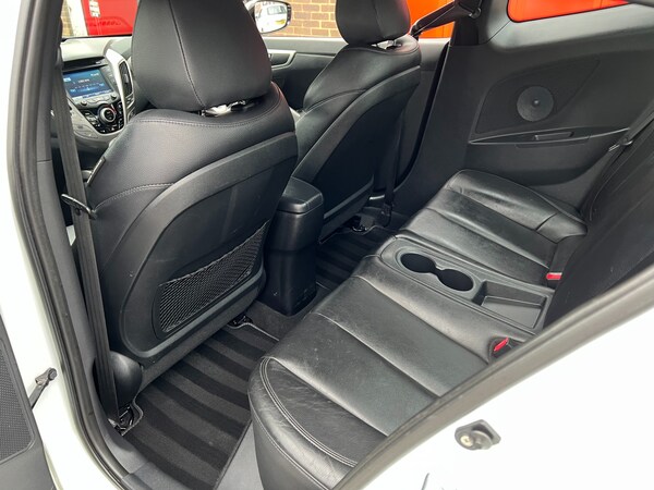 Used Hyundai Veloster 2012 for sale - 76115688: Photo 17