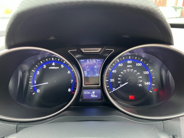 Used Hyundai Veloster 2012 for sale - 76115688: Photo 27