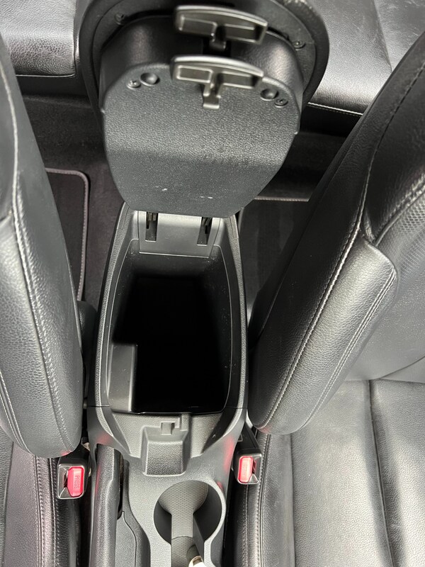 Used Hyundai Veloster 2012 for sale - 76115688: Photo 38