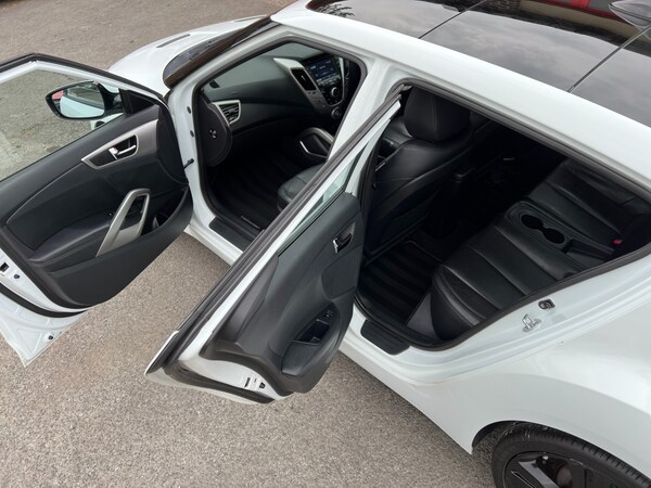 Used Hyundai Veloster 2012 for sale - 76115688: Photo 44