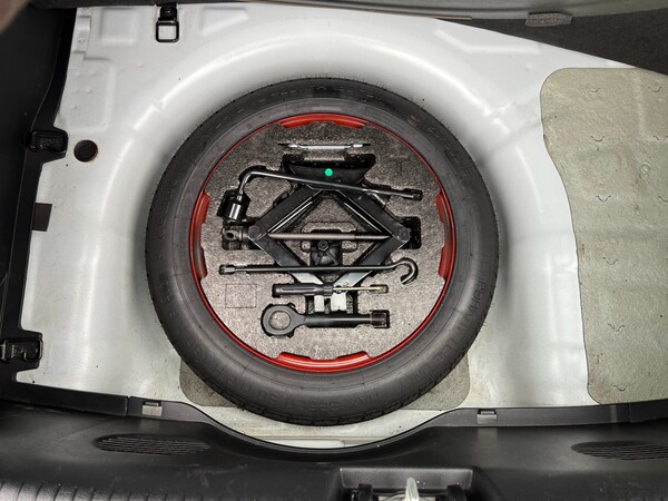 Used Hyundai Veloster 2012 for sale - 76115688: Photo 47