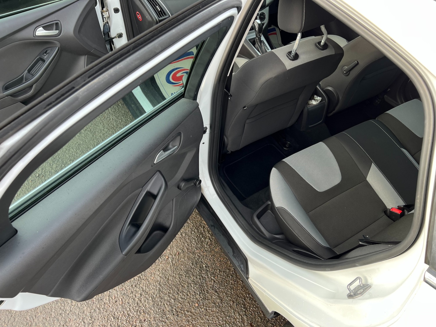 Used Ford Focus 2012 for sale - 76948541: Photo 27