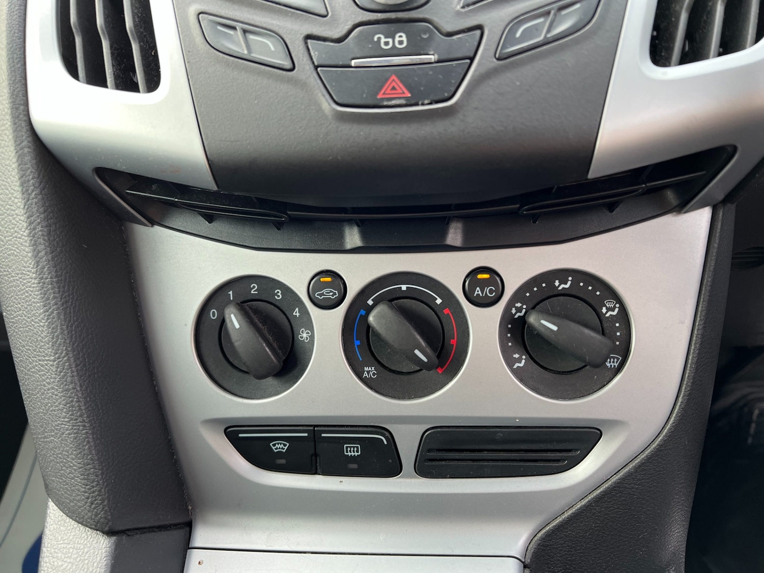 Used Ford Focus 2012 for sale - 76948541: Photo 32