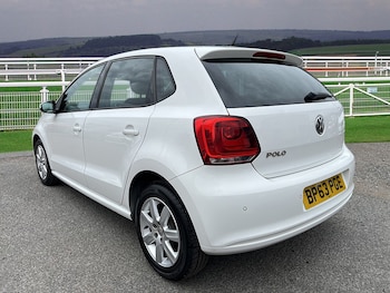 Used Volkswagen Polo 2014 for sale - 75294435: Photo