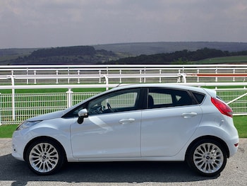 Used Ford Fiesta 2012 for sale - 79311705: Photo