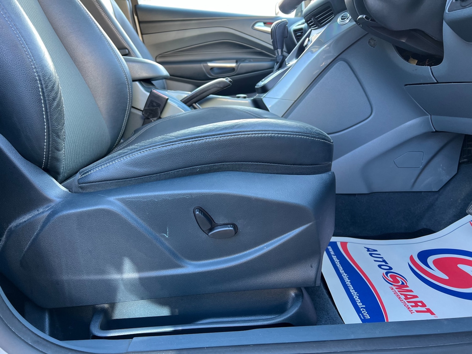 Used Ford C-Max 2013 for sale - 76625430: Photo 22