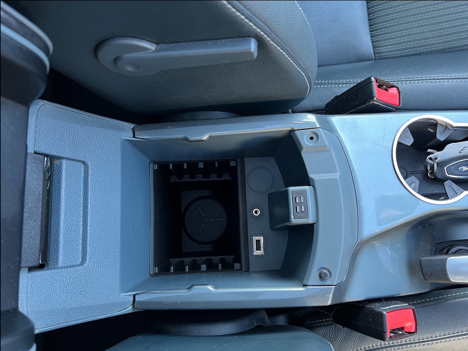 Used Ford C-Max 2013 for sale - 76625430: Photo 43