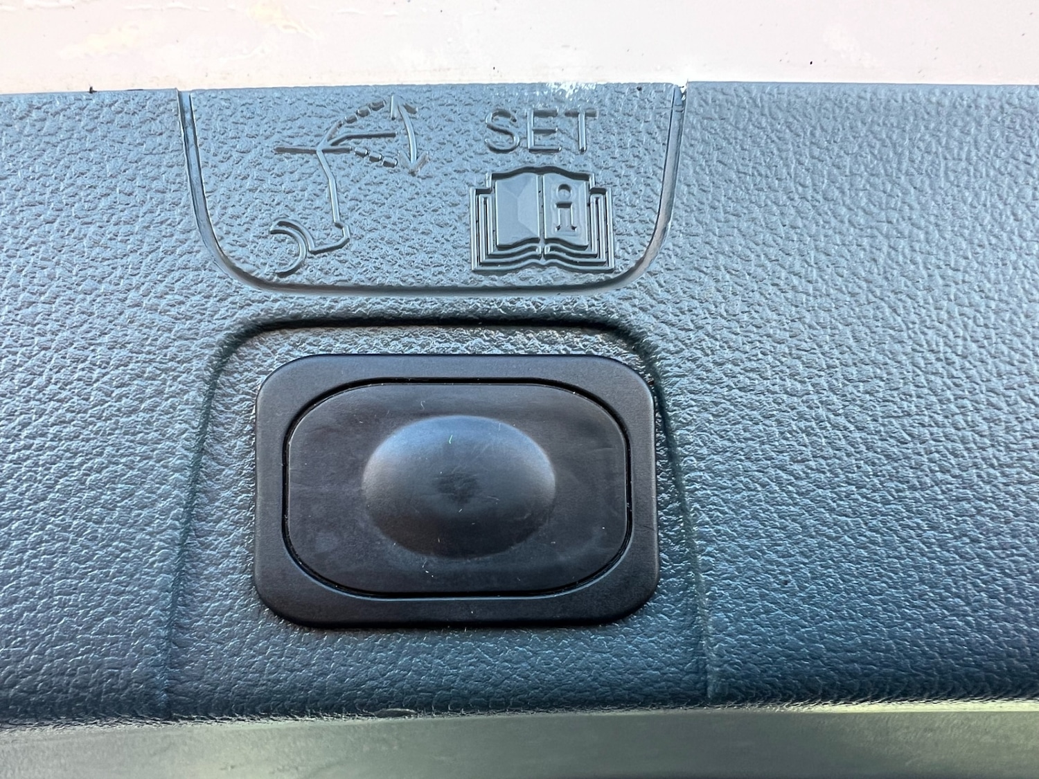 Used Ford C-Max 2013 for sale - 76625430: Photo 55