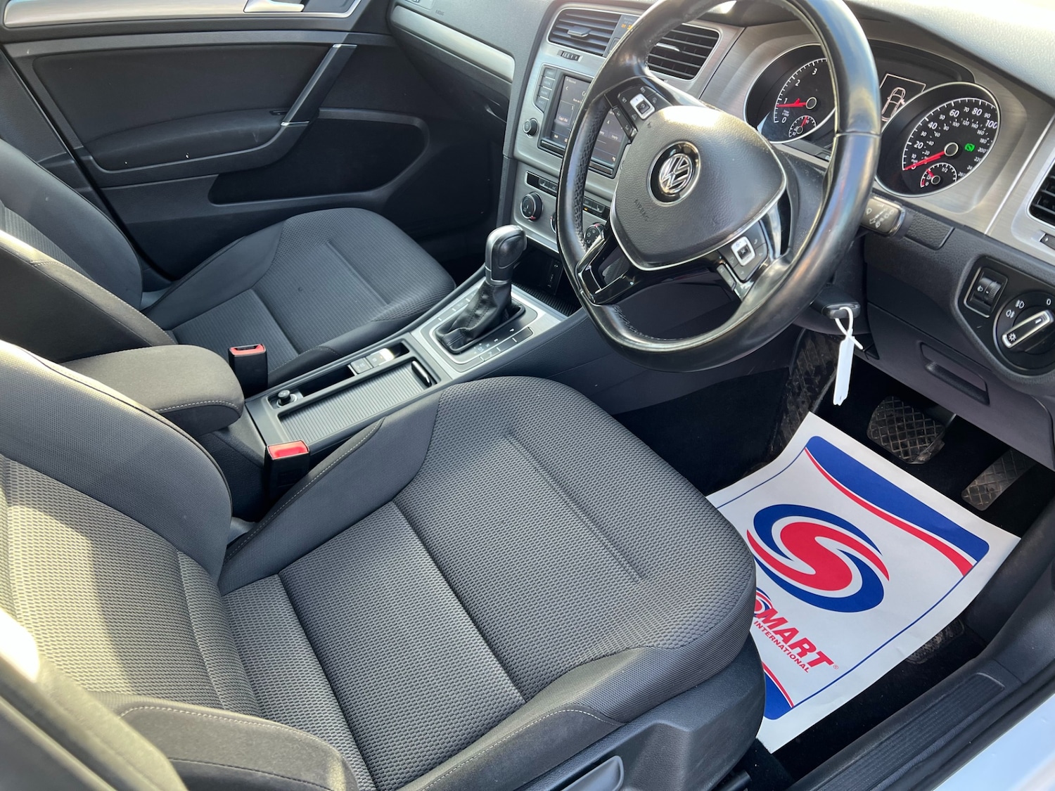 Used Volkswagen Golf 2017 for sale - 77006306: Photo 10