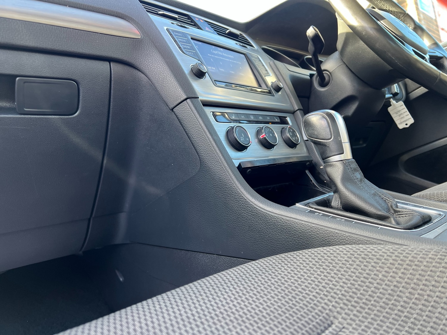 Used Volkswagen Golf 2017 for sale - 77006306: Photo 16