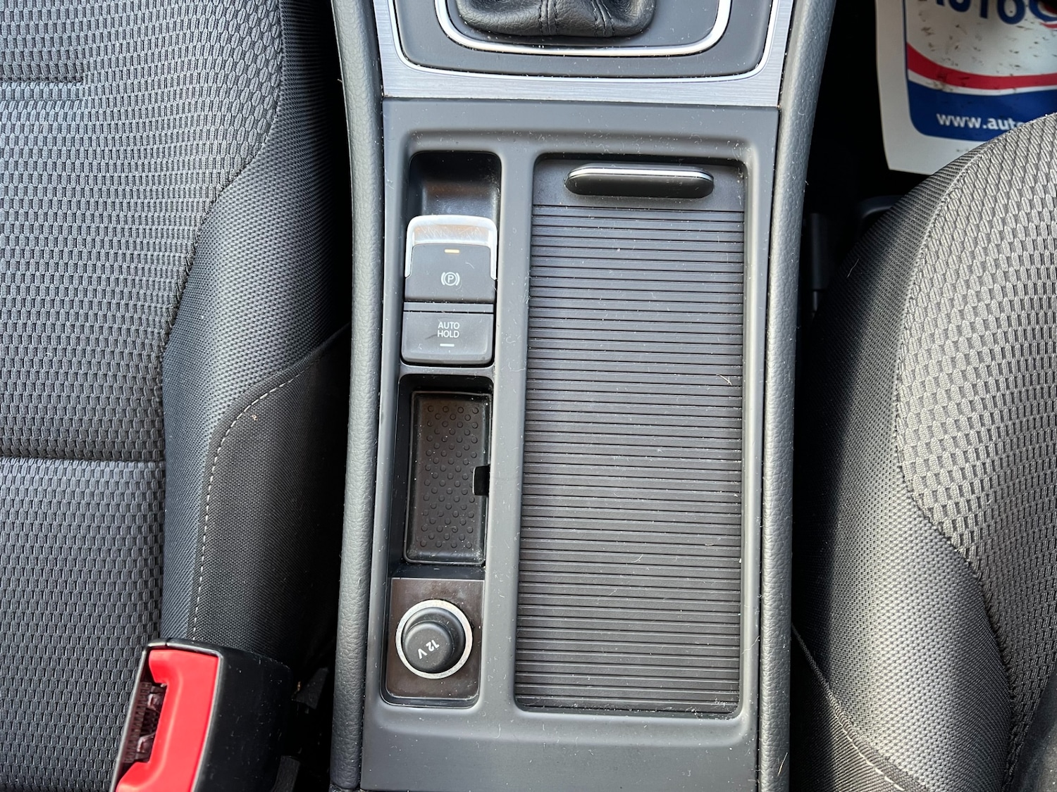 Used Volkswagen Golf 2017 for sale - 77006306: Photo 31