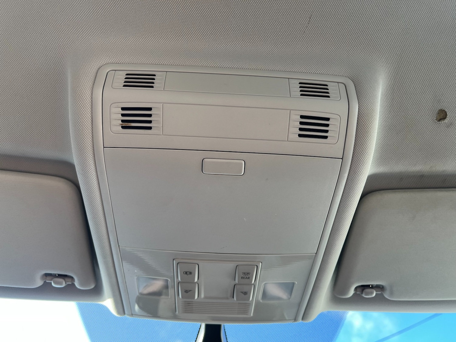 Used Volkswagen Golf 2017 for sale - 77006306: Photo 35