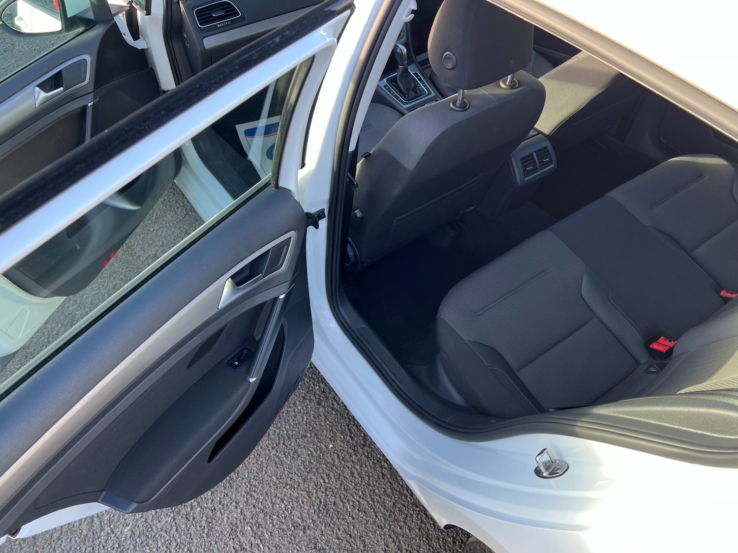 Used Volkswagen Golf 2017 for sale - 77006306: Photo 43