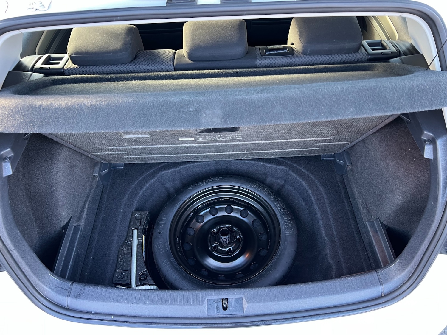 Used Volkswagen Golf 2017 for sale - 77006306: Photo 46