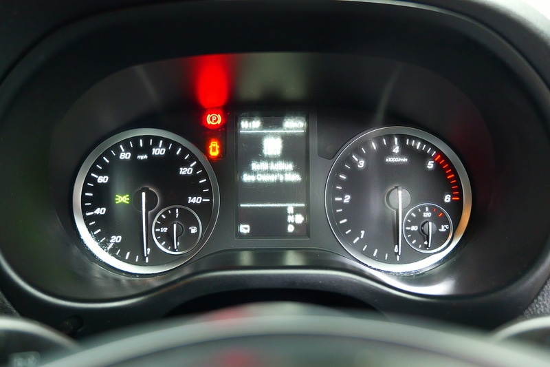 Used Mercedes-Benz Vito for sale - 77328693: Photo 27