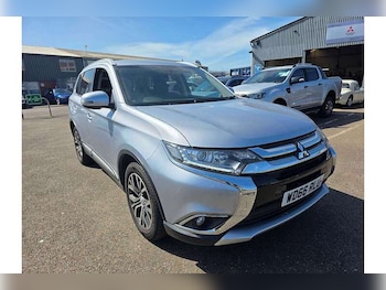 Used Mitsubishi Outlander 2017 for sale - 78794018: Photo