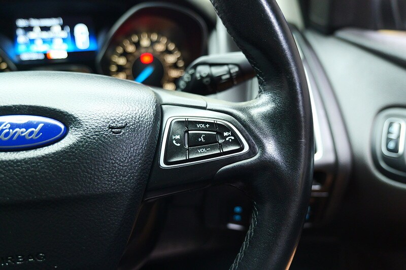 Used Ford Focus 2015 for sale - 77027696: Photo 19