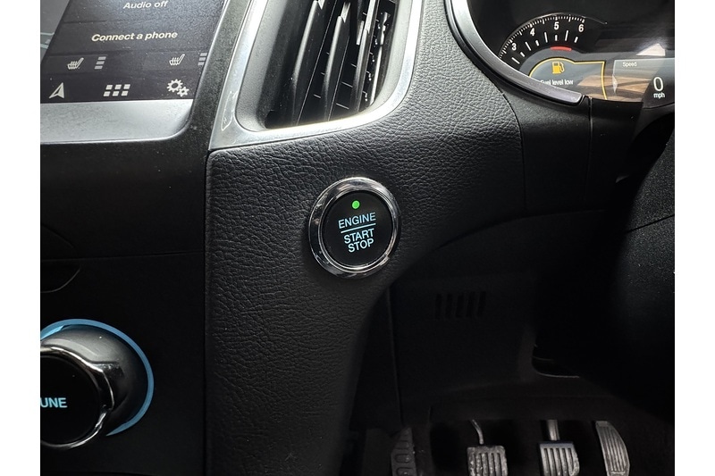 Used Ford Edge 2017 for sale - 77896735: Photo 60