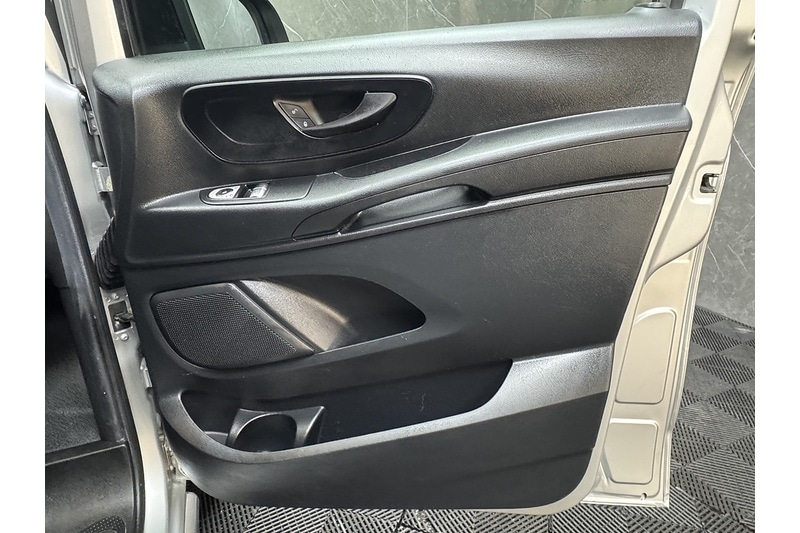 Used Mercedes-Benz Vito 2018 for sale - 77902505: Photo 30