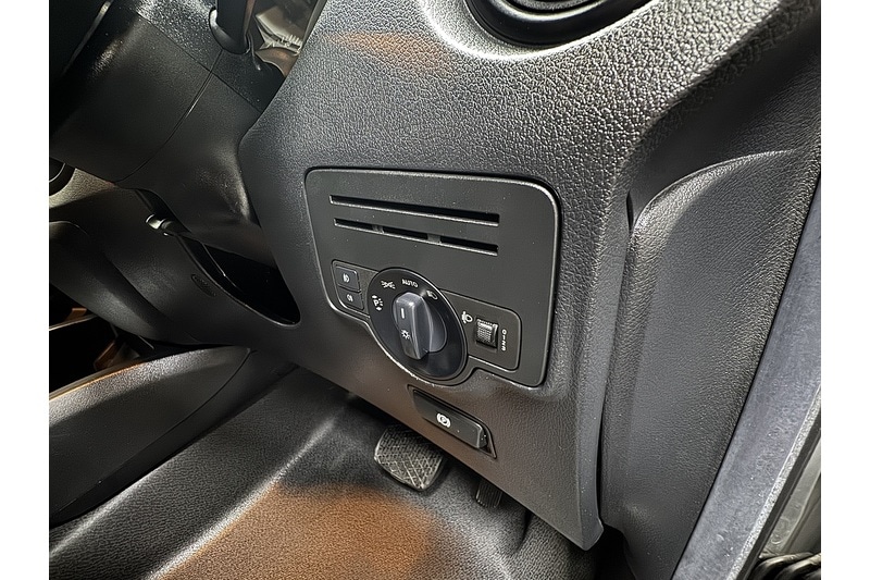 Used Mercedes-Benz Vito 2018 for sale - 77902505: Photo 36