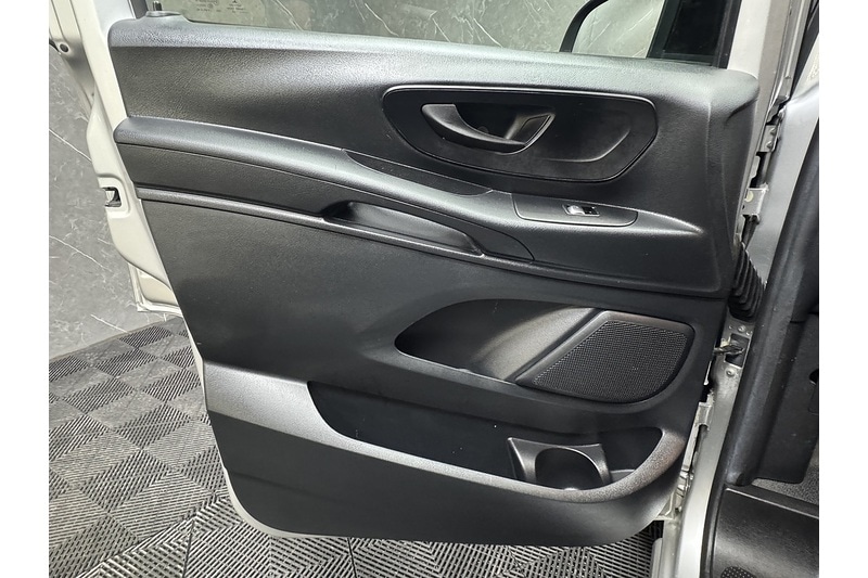 Used Mercedes-Benz Vito 2018 for sale - 77902505: Photo 45