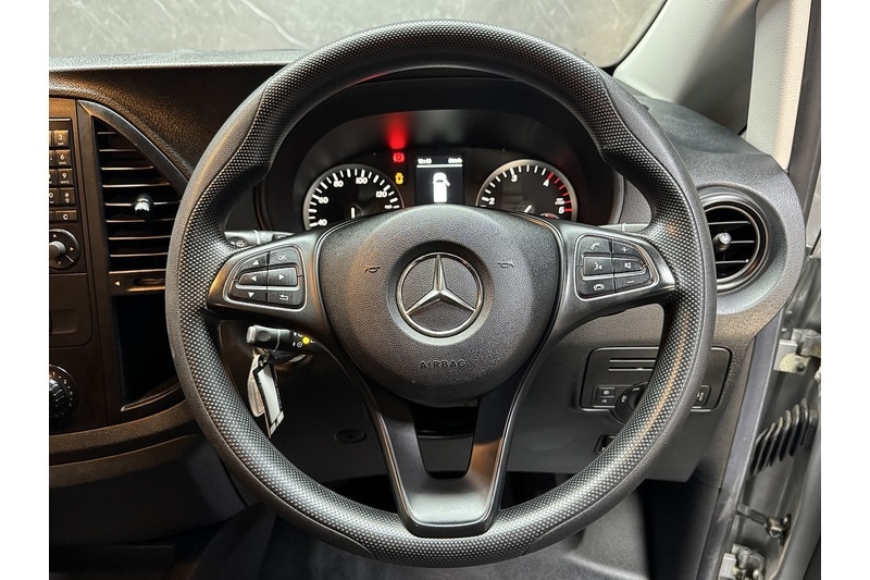 Used Mercedes-Benz Vito 2018 for sale - 77902505: Photo 54