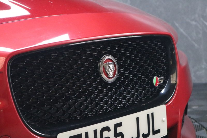 Used Jaguar XE 2015 for sale - 77283759: Photo 23