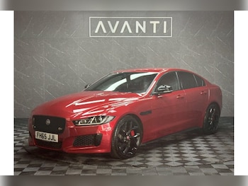 Used Jaguar XE 2015 for sale - 77283759: Photo
