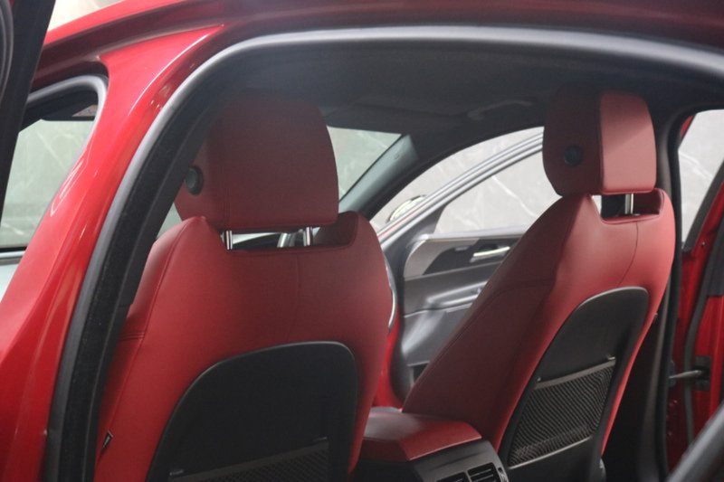 Used Jaguar XE 2015 for sale - 77283759: Photo 37