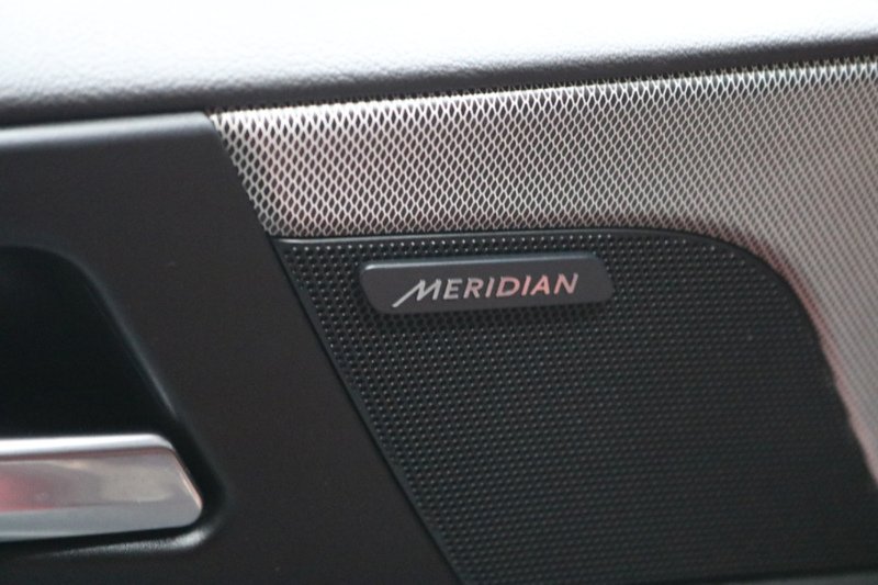 Used Jaguar XE 2015 for sale - 77283759: Photo 60