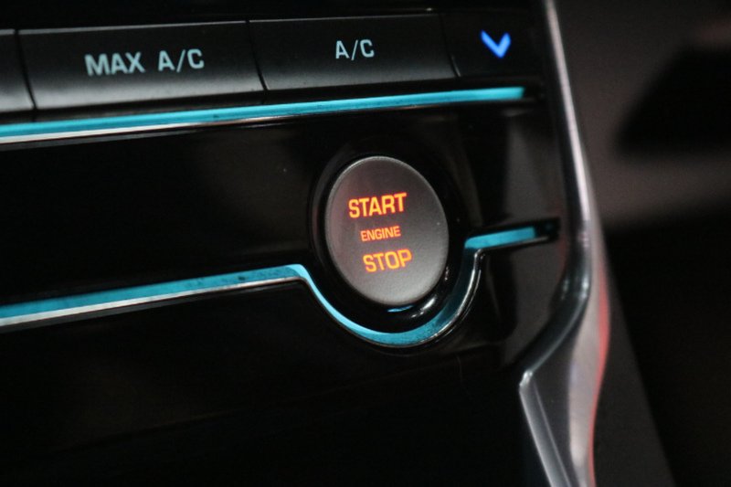 Used Jaguar XE 2015 for sale - 77283759: Photo 61