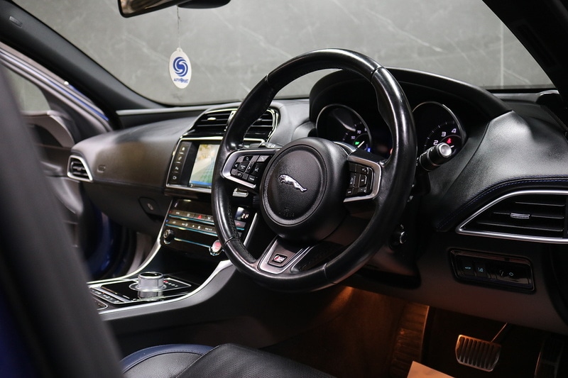 Used Jaguar XE 2016 for sale - 77328676: Photo 35