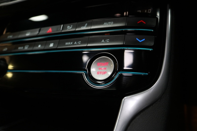 Used Jaguar XE 2016 for sale - 77328676: Photo 43