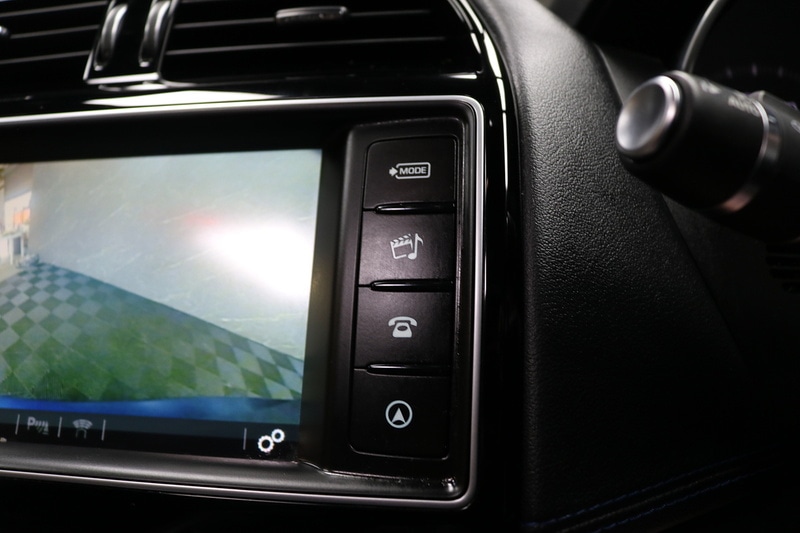 Used Jaguar XE 2016 for sale - 77328676: Photo 47