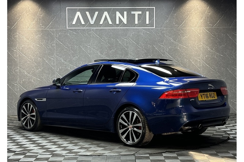 Used Jaguar XE 2016 for sale - 77328676: Photo 6