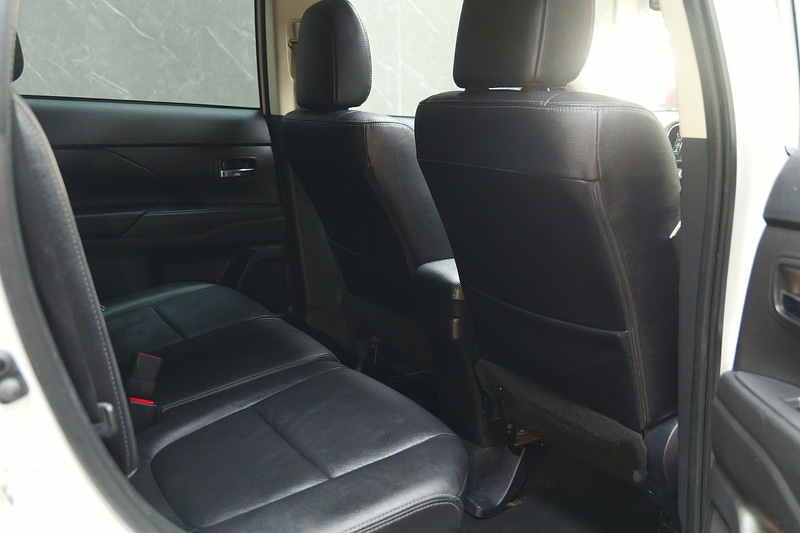 Used Mitsubishi Outlander 2018 for sale - 77140301: Photo 38