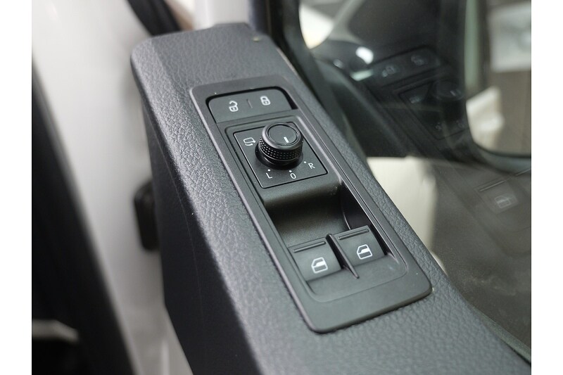 Used Volkswagen Transporter 2018 for sale - 77027692: Photo 13