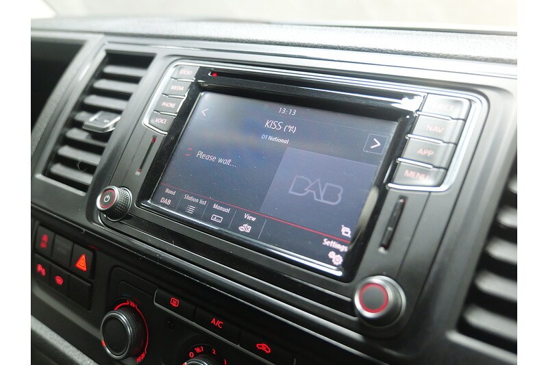 Used Volkswagen Transporter 2018 for sale - 77027692: Photo 24