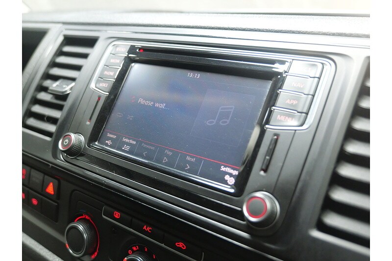 Used Volkswagen Transporter 2018 for sale - 77027692: Photo 27