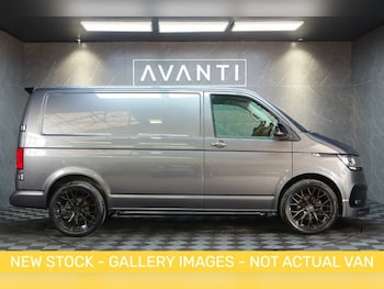 Used Volkswagen Transporter 2018 for sale - 78282252: Photo