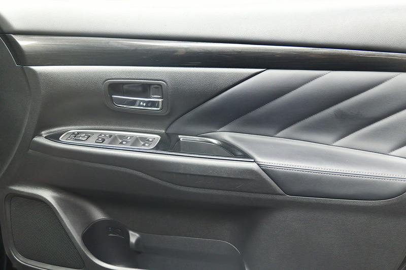 Used Mitsubishi Outlander 2018 for sale - 77027631: Photo 16