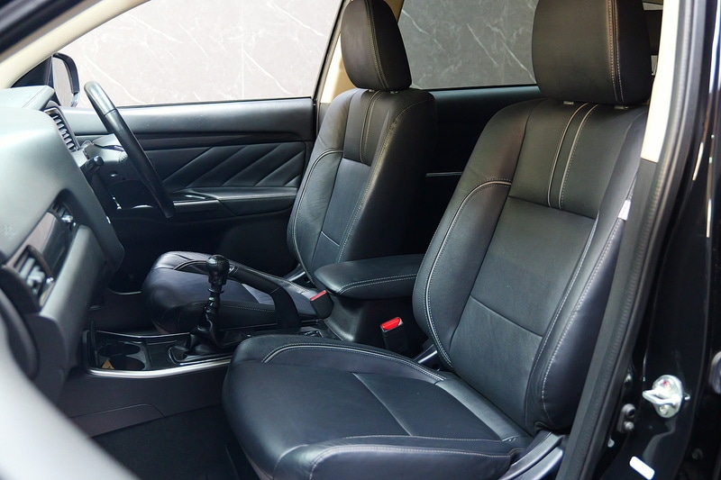 Used Mitsubishi Outlander 2018 for sale - 77027631: Photo 49