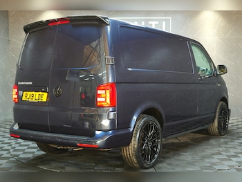 Used Volkswagen Transporter 2019 for sale - 77027616: Photo