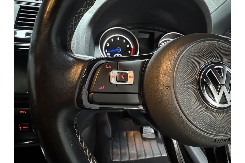 Used Volkswagen Scirocco 2018 for sale - 77465267: Photo 31